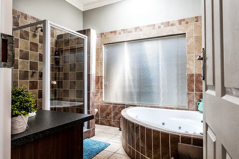 WhatsApp Image 2025-08-13 at 11.34.40 (1)